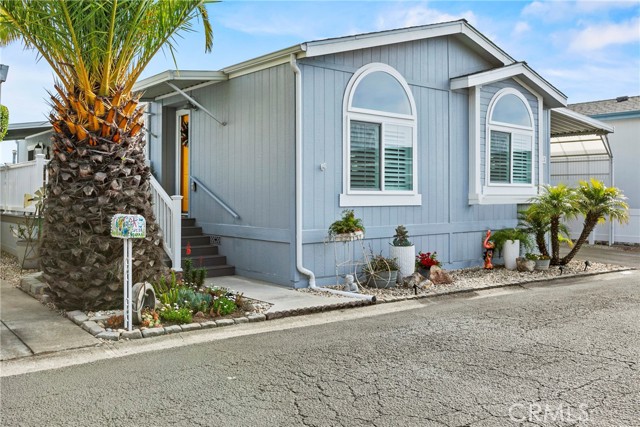 201 Five Cities Dr., Pismo Beach CA: https://media.crmls.org/medias/678a4548-0926-4baf-8892-0b67e04a1426.jpg
