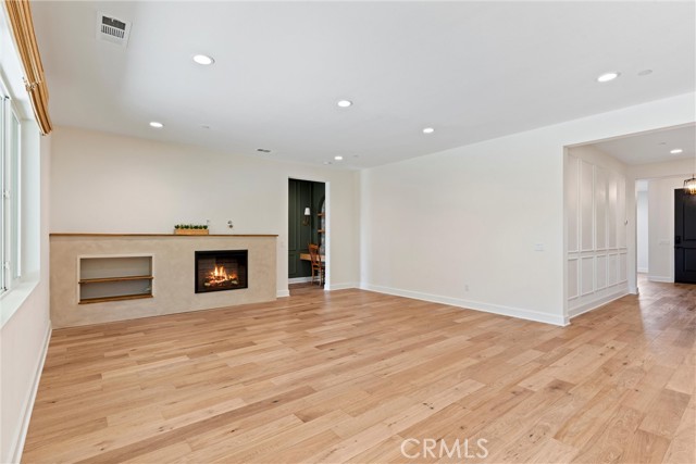 Image 14 of 49 For 30047 Merrick Lane