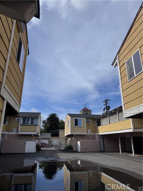 Detail Gallery Image 3 of 3 For 720 N Lacy #E,  Santa Ana,  CA 92701 - 1 Beds | 1 Baths