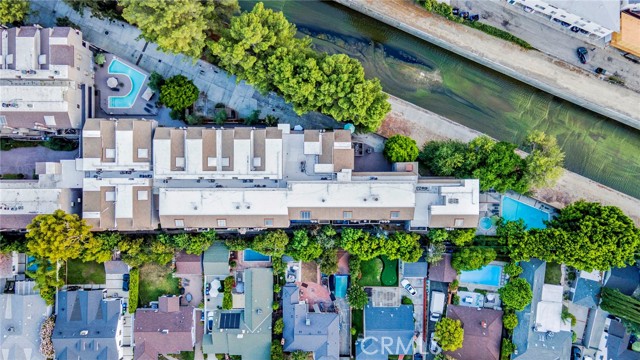 Detail Gallery Image 30 of 37 For 13331 Moorpark St #319,  Sherman Oaks,  CA 91423 - 2 Beds | 2 Baths