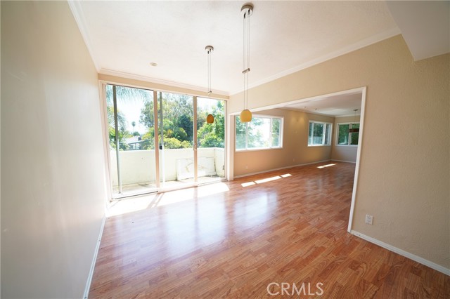 Detail Gallery Image 3 of 20 For 1525 N Hayworth Ave #304,  Los Angeles,  CA 90046 - 2 Beds | 2 Baths