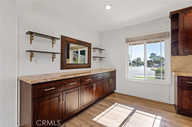 Detail Gallery Image 10 of 62 For 10215 Casaba, Chatsworth,  CA 91311 - 5 Beds | 3/1 Baths