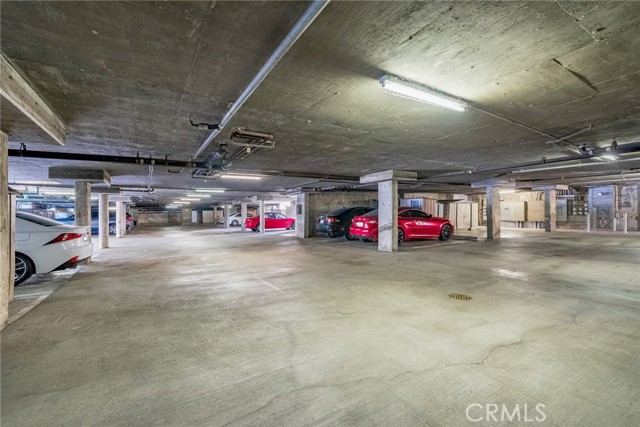Detail Gallery Image 33 of 33 For 350 W Loraine St #101,  Glendale,  CA 91202 - 2 Beds | 2 Baths