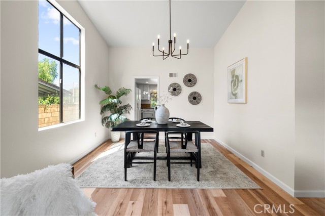 Detail Gallery Image 9 of 35 For 20557 Jay Carroll Drive, Saugus,  CA 91350 - 4 Beds | 2 Baths