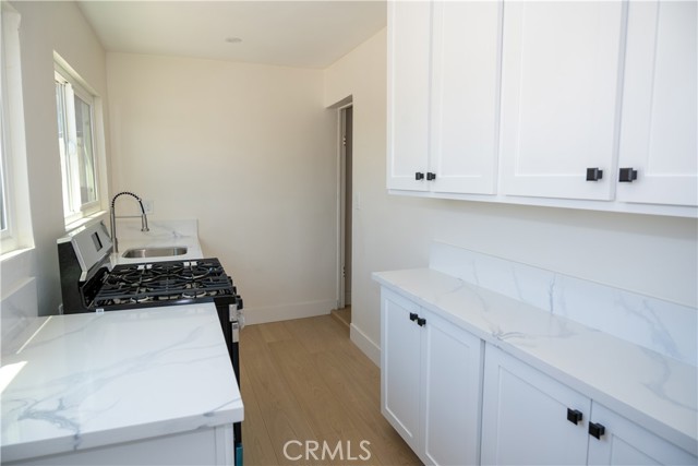 17221 Clark Avenue, Bellflower CA: https://media.crmls.org/medias/678c1c03-0122-4624-bf57-6438a9b542eb.jpg