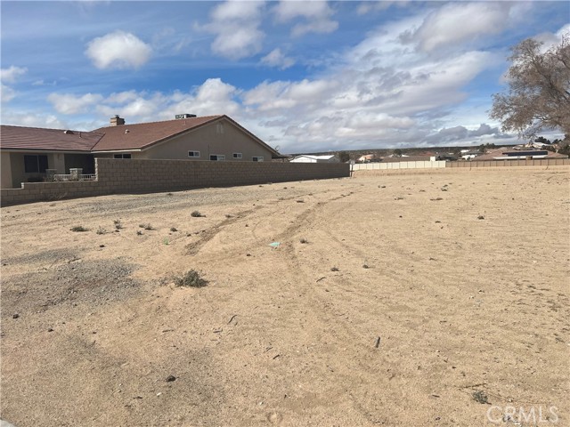 13870 Rivers Edge Road, Helendale, CA, 92342 13870 Rivers Edge Road, Helendale, CA, 92342