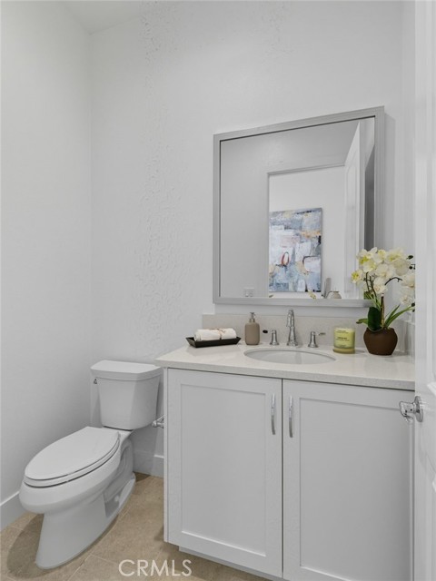 9539 N Andora Avenue, Chatsworth CA: https://media.crmls.org/medias/678e67bb-6a56-4335-ab7b-4b1fa6f5e95a.jpg