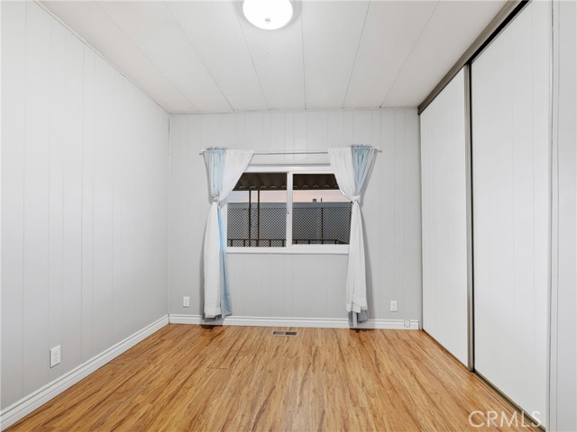 Detail Gallery Image 31 of 34 For 13393 Mariposa Rd #112,  Victorville,  CA 92395 - 2 Beds | 2 Baths