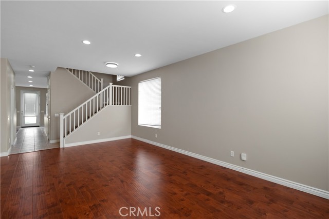 Detail Gallery Image 5 of 20 For 255 Roxanne Ln #128,  Corona,  CA 92882 - 3 Beds | 2/1 Baths