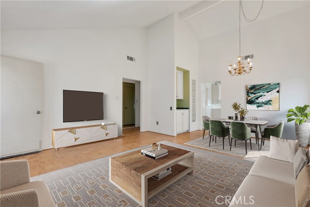Detail Gallery Image 7 of 45 For 17306 Village 17, Camarillo,  CA 93012 - 2 Beds | 2 Baths