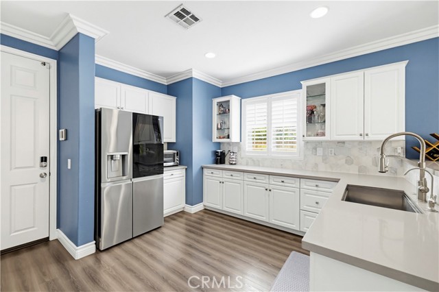 Detail Gallery Image 27 of 42 For 19890 Holly Drive, Saugus,  CA 91350 - 3 Beds | 3 Baths