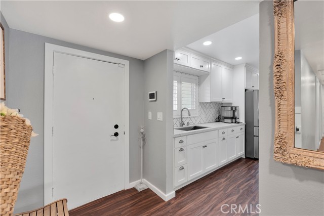 Detail Gallery Image 6 of 39 For 17481 Filbert, Fontana,  CA 92335 - 3 Beds | 2 Baths