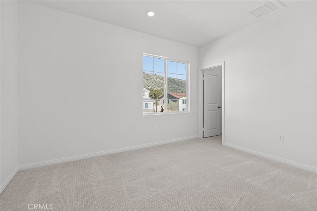 MLS #IV25144933 image #6