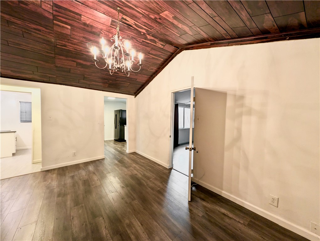 Detail Gallery Image 6 of 9 For 4532 Willis Ave #4532 1/2,  Sherman Oaks,  CA 91403 - 1 Beds | 1 Baths
