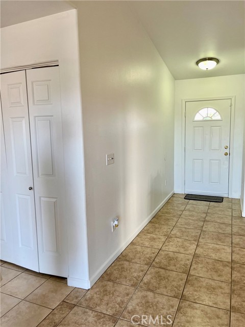 Detail Gallery Image 5 of 30 For 8225 Jacaranda Ave, California City,  CA 93505 - 3 Beds | 2 Baths