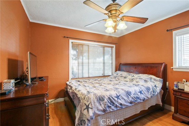 Detail Gallery Image 6 of 11 For 305 E 52nd St, Long Beach,  CA 90805 - 2 Beds | 1 Baths