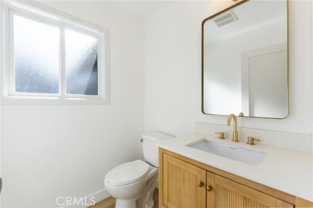 Detail Gallery Image 12 of 43 For 1682 Flowerdale St, Simi Valley,  CA 93063 - 3 Beds | 2/1 Baths