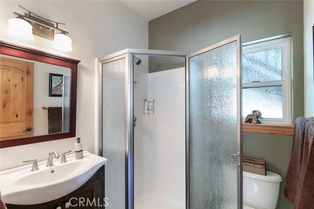 781 Brentwood Drive, Lake Arrowhead CA: https://media.crmls.org/medias/6791876d-8257-4482-8297-d2172832112c.jpg