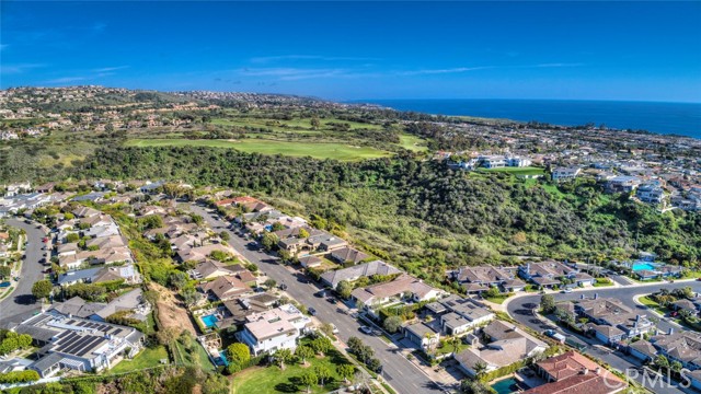 Detail Gallery Image 39 of 55 For 3621 Geranium, Corona Del Mar,  CA 92625 - 2 Beds | 2 Baths