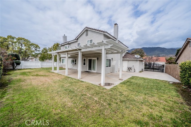 Detail Gallery Image 31 of 44 For 9805 Liberty, Rancho Cucamonga,  CA 91737 - 4 Beds | 2/1 Baths