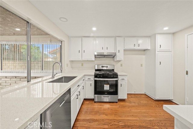 1830 Silver Oak Way, Hemet CA: https://media.crmls.org/medias/6794555f-f769-42d9-981f-10b440704bd9.jpg