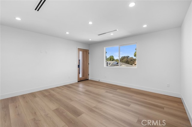 Detail Gallery Image 42 of 69 For 1504 N California, Burbank,  CA 91505 - – Beds | – Baths