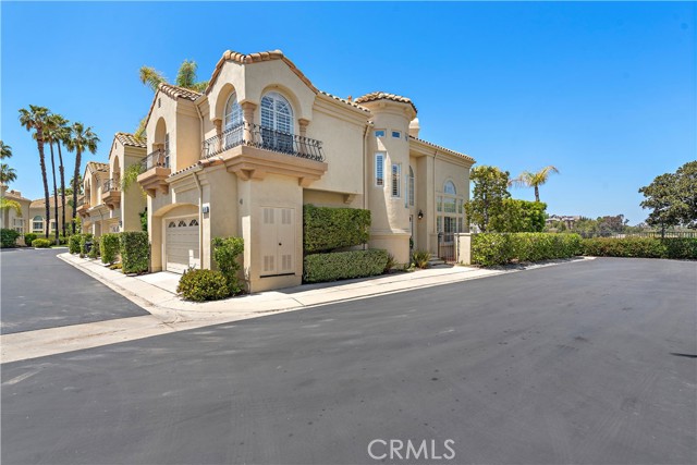 26426 Modena, Laguna Hills CA: https://media.crmls.org/medias/6795044e-7653-4d66-834a-ced4ea36fd48.jpg
