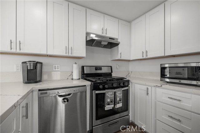 Detail Gallery Image 7 of 26 For 27150 Shadel Rd, Menifee,  CA 92586 - 2 Beds | 2 Baths