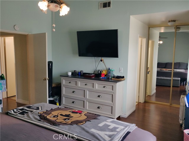 8901 Serapis Avenue, Downey CA: https://media.crmls.org/medias/6795a808-c161-4bd1-837d-519ea458553b.jpg