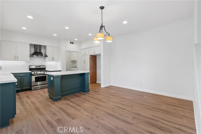 27446 Acacia Drive, Valencia CA: https://media.crmls.org/medias/67967188-699f-459d-820b-36c17d7b319f.jpg