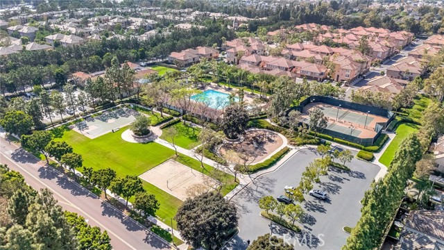 Detail Gallery Image 44 of 50 For 304 Birch Grove, Irvine,  CA 92618 - 2 Beds | 2/1 Baths