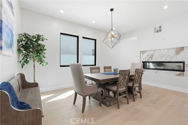 1612 Gates Avenue, Manhattan Beach CA: https://media.crmls.org/medias/6796c541-850c-470c-892e-a8e43bb7e0dd.jpg