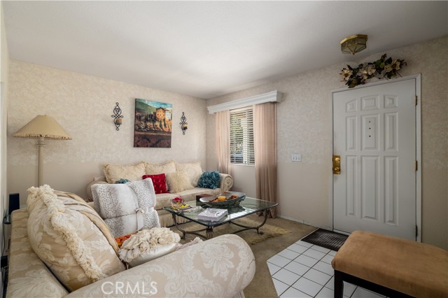 Detail Gallery Image 6 of 24 For 15465 Caballo Rd, Moreno Valley,  CA 92555 - 3 Beds | 2/1 Baths