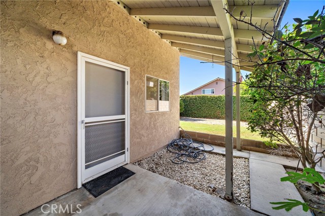 11551 Gladstone Circle, Fountain Valley CA: https://media.crmls.org/medias/6798a180-9ed6-4dae-b1d7-c0ee551f4dc0.jpg