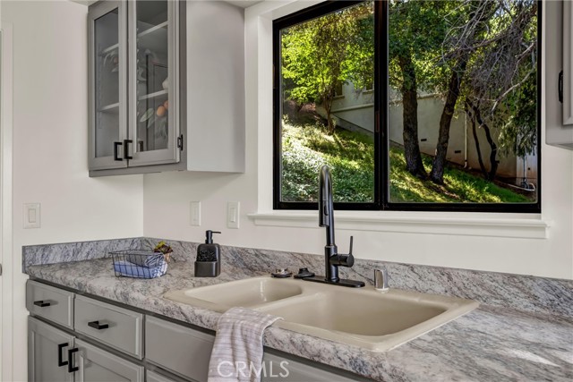 Detail Gallery Image 12 of 29 For 3095 S Lake Dr, Kelseyville,  CA 95451 - 2 Beds | 1/1 Baths