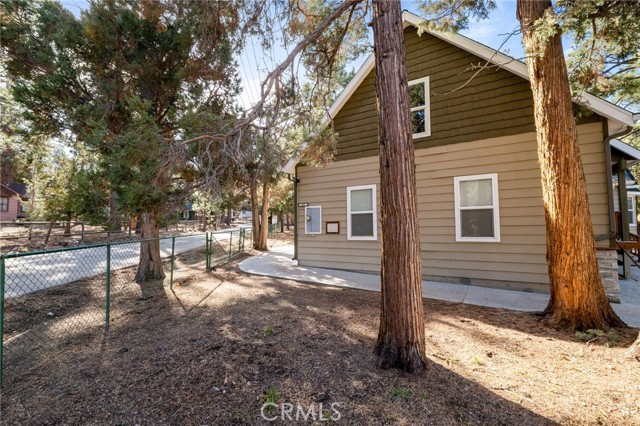 Detail Gallery Image 26 of 34 For 301 Shakespeare Ln, Big Bear City,  CA 92314 - 3 Beds | 2 Baths