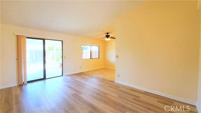 Detail Gallery Image 9 of 14 For 27296 El Cajon, Menifee,  CA 92586 - 2 Beds | 2 Baths
