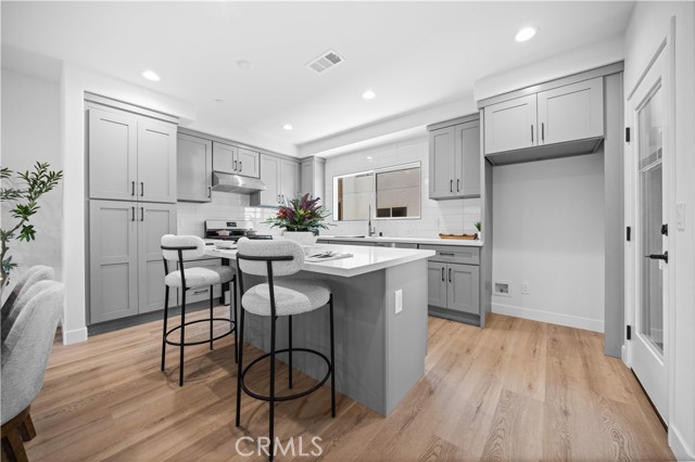 Detail Gallery Image 8 of 33 For 7692 9th St #106,  Buena Park,  CA 90621 - 3 Beds | 2/1 Baths