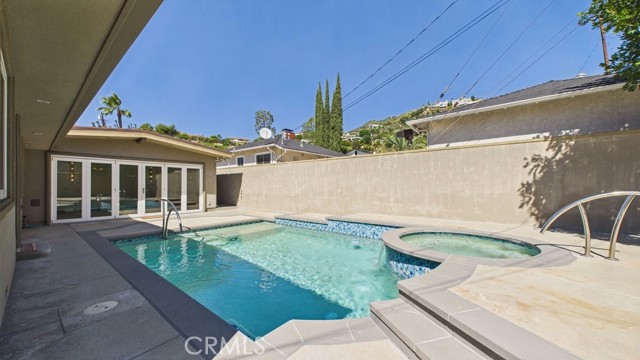 Detail Gallery Image 45 of 62 For 165 Cumberland Rd, Glendale,  CA 91202 - 3 Beds | 2/1 Baths