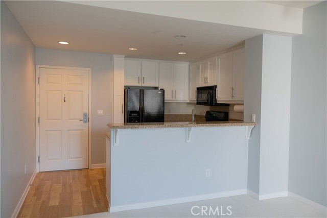 160 S Hudson Avenue, Pasadena CA: https://media.crmls.org/medias/679a9a20-78ad-451f-8a07-41de870bb640.jpg