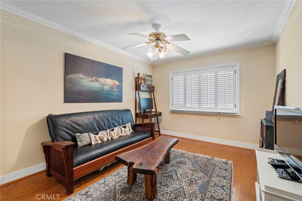 MLS #OC25192282 image #29