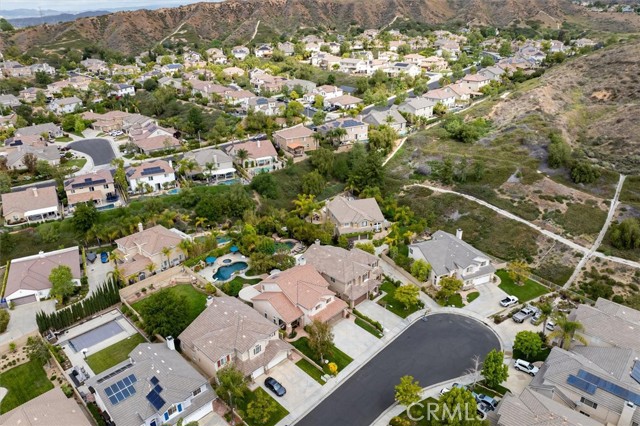 28433 Pinewood Court, Saugus CA: https://media.crmls.org/medias/679b4b59-94c4-4b2e-a753-c9dc12807b8a.jpg