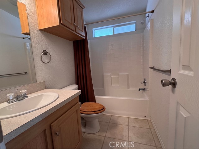 54999 Martinez Trail, Yucca Valley CA: https://media.crmls.org/medias/679b968b-7dfa-4853-b1fd-0f83732d99e8.jpg