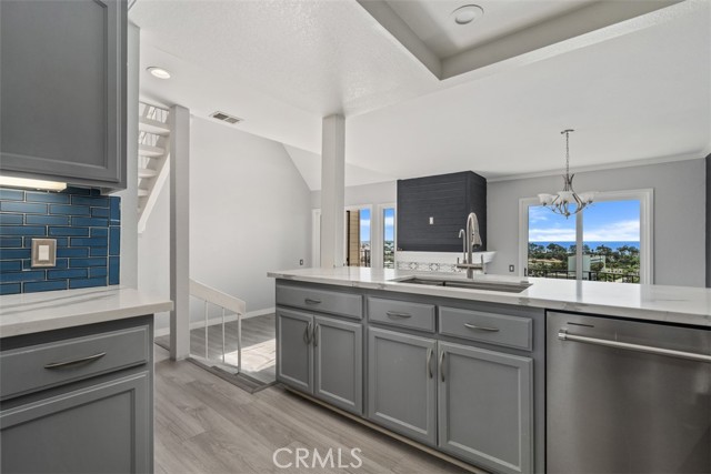 Detail Gallery Image 9 of 36 For 234 Ferro Dr, Ventura,  CA 93001 - 3 Beds | 2/1 Baths