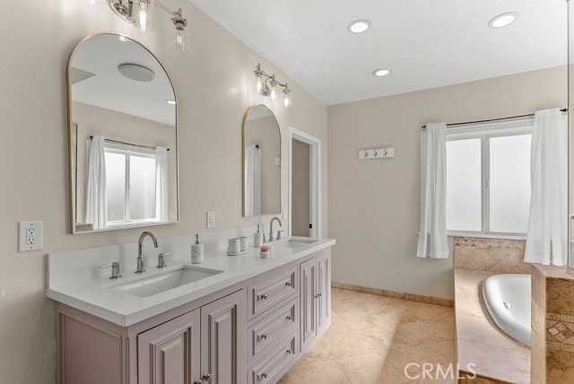 Detail Gallery Image 28 of 38 For 2500 Anabas Ave, San Pedro,  CA 90732 - 5 Beds | 5 Baths