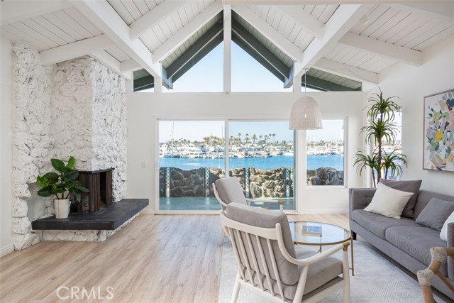 Detail Gallery Image 26 of 54 For 1809 West Bay Ave, Newport Beach,  CA 92663 - 4 Beds | 4 Baths