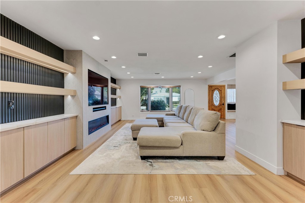 MLS #SR25264435 image #6