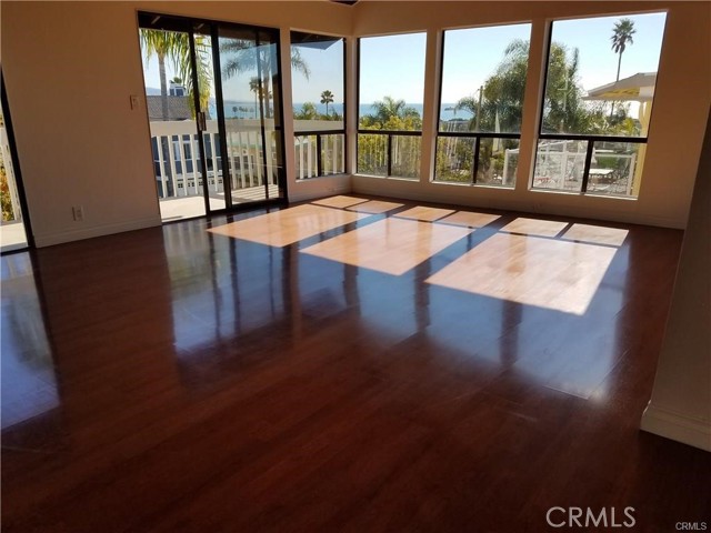 Detail Gallery Image 8 of 13 For 33841 Diana Dr #B,  Dana Point,  CA 92629 - 3 Beds | 2 Baths