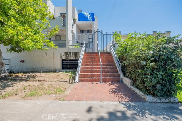 Detail Gallery Image 2 of 20 For 1038 Allen Ave #6,  Glendale,  CA 91201 - 1 Beds | 14 Baths