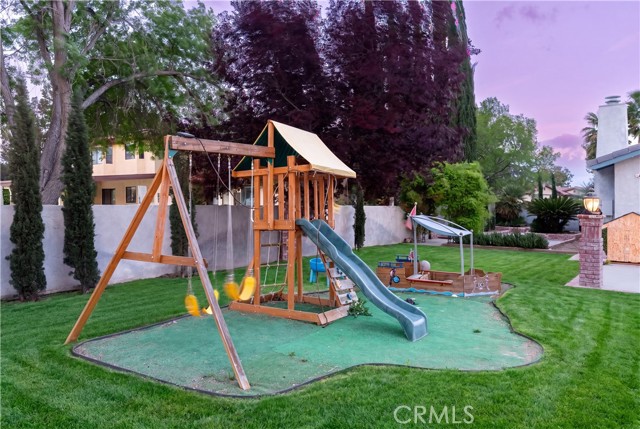 Detail Gallery Image 14 of 64 For 4255 Conestoga Dr, Lancaster,  CA 93536 - 4 Beds | 3 Baths